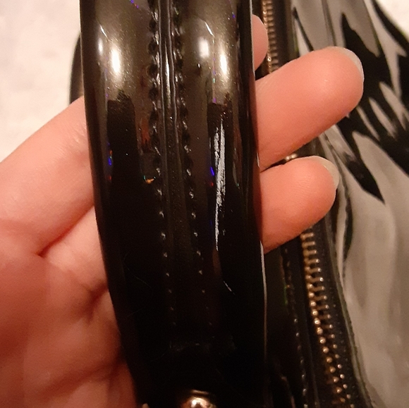 Shiny black purse - Picture 8 of 8
